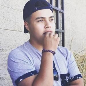 Meet your Posher, Elvis